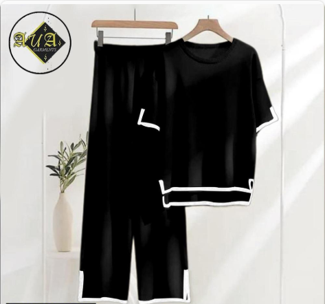 2 Pcs Women's Stitched Fleece Plain Night Suit